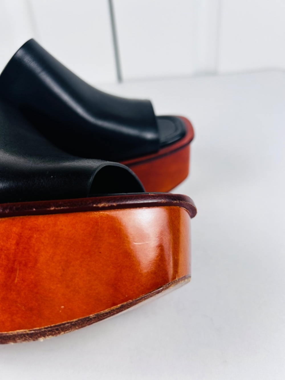 MICHAEL KORS Collection  Leather Wood Wedge Platform Mule Sandal Shoe 7.5 EUR 38 - Picture 10 of 15